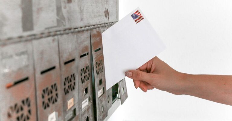 USPS Finalizes Rule Tightening Mail-In Voting Ahead of Midterms