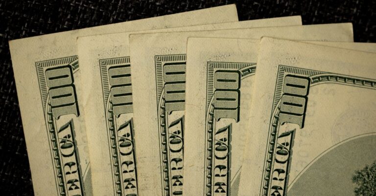 US Treasury Doubles Bond Buyback Sizes to Calm 19-Year Yield Spike
