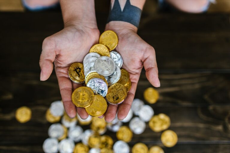 Bitcoin Surges Past $64K, Outpaces S&P 500 as Fed Minutes Loom