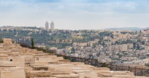 Israel Escalates Lebanon Strikes Amid Ceasefire Tensions