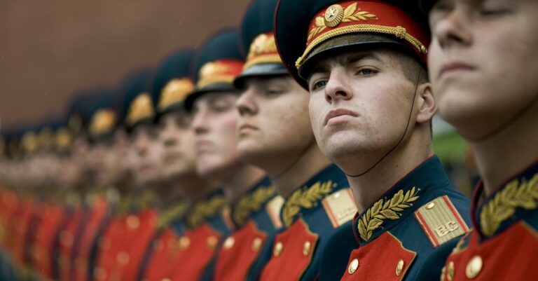 Russia Losing 6,000 More Troops a Month Than It Can Recruit