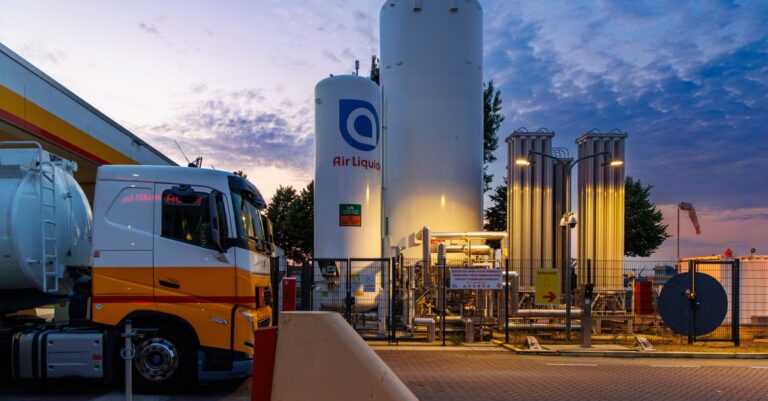 EU Gas Storage Hits 13-Year Low as Winter Looms