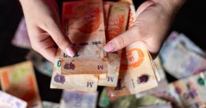 Colombia Finance Minister Warns of Worst Fiscal Crisis in History