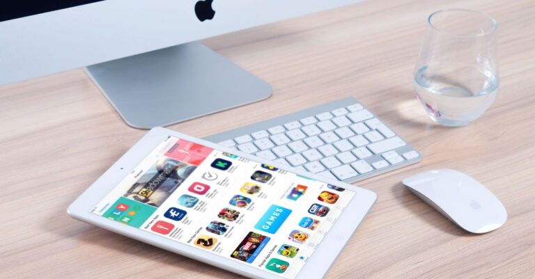 Apple Overhauls EU App Store Fees to Settle Dispute