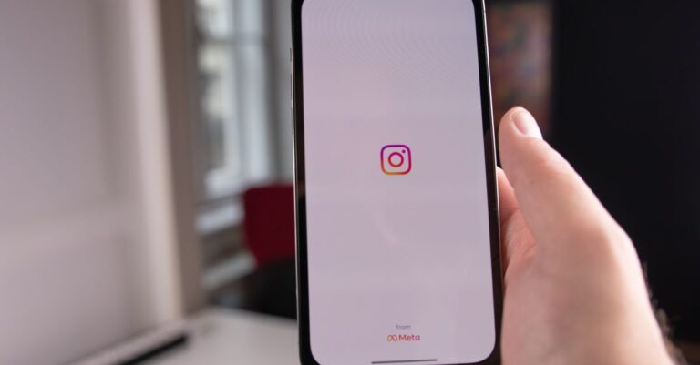 Instagram Limits Reach of Undisclosed AI Profiles
