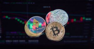 Bitcoin ETFs Resume Buying as Ether Funds Stretch Streak to 11 Days