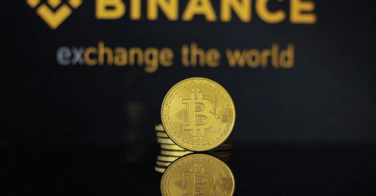 Binance Bitcoin Reserves Hit 687K BTC, Highest in 2026