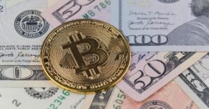 Bitcoin Eyes Golden Cross as Fed Hike Odds Slide to 62%