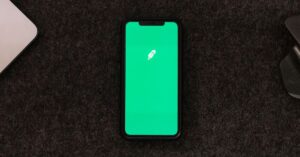 AMC vs Robinhood: Tokenized Stocks Hit a Wall