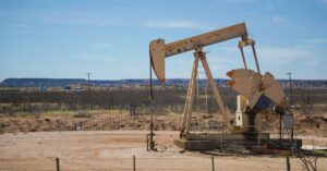 Brent Nears $100 as Iran and Oman Near Hormuz Deal