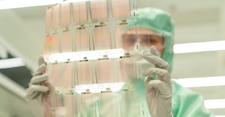 ASML Wins TSMC, Samsung, Intel for 12-Inch Masks
